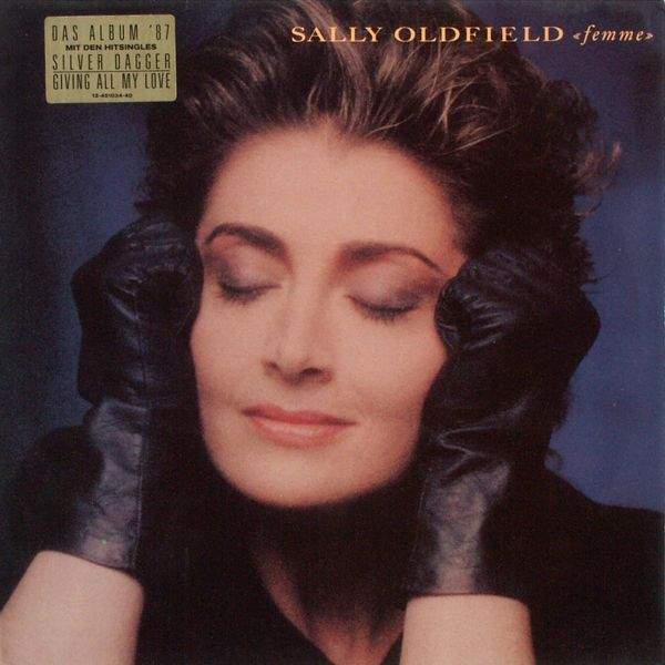 Oldfield, Sally - Femme